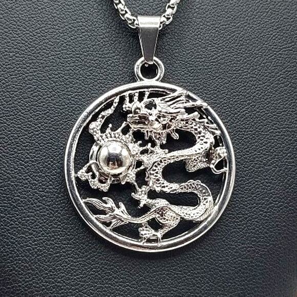 Stainless Eastern Chinese Dragon Necklace Zodiac Birthday Fashion Gift New!!!